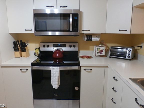 3rd image of 12150 Kelly Sands Way APT 620