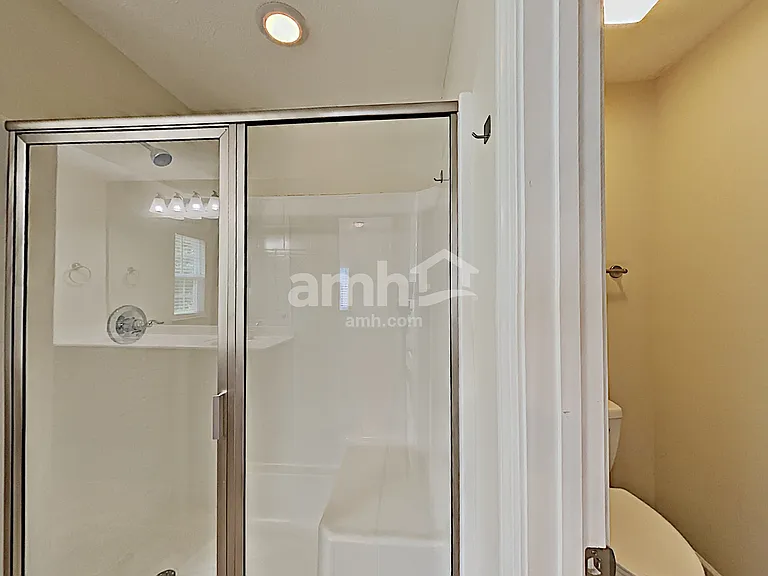6943 Calderwood Dr — Photo 11