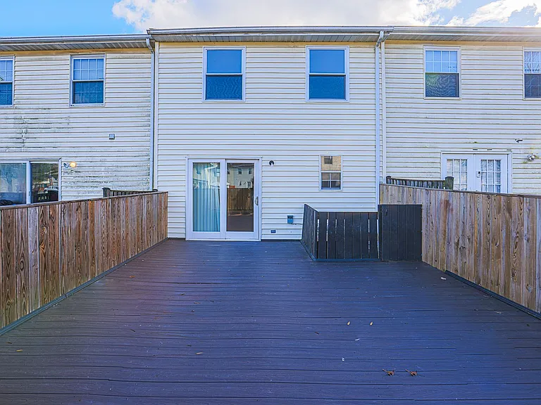 14 Luffing Ct — Photo 13