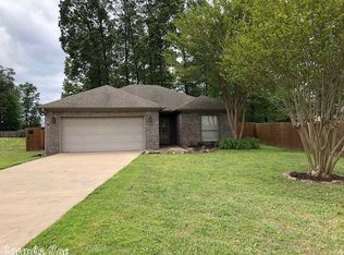 106 Pleasant View Ct, Bryant, AR 72022