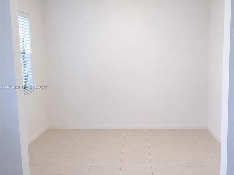 500 NE 2nd St #221 — Photo 11