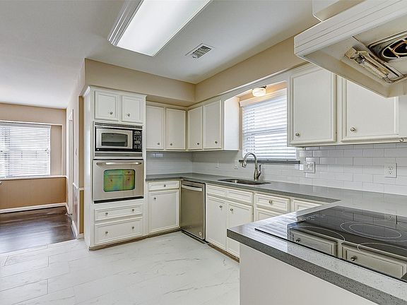 5th image of 619 Val Lena Dr