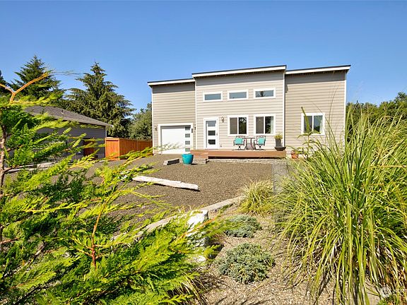 2nd image of 248 Otter Court SW