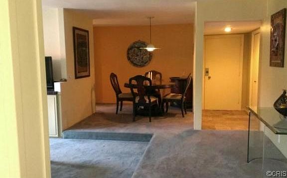 4th image of 1734 N Fuller Ave APT 302
