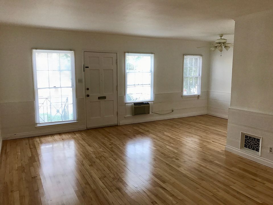 2nd image of 9582 W Olympic Blvd APT F