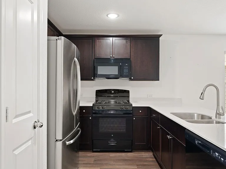 7509 Gray Wolf Ln — Photo 12