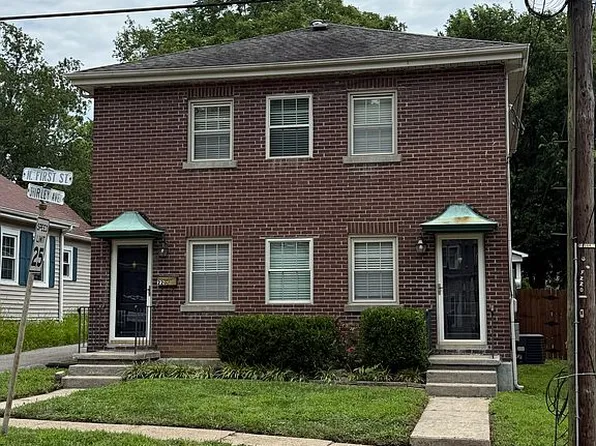 220 N 1st St, Danville, KY 40422