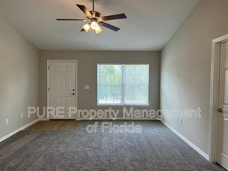 3 bed, 2.0 bath, 1191 sqft, $1,499 — Photo 2