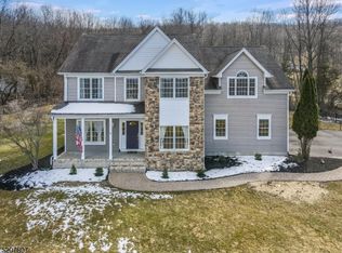 7 Townsbury Rd, Great Meadows, NJ 07838