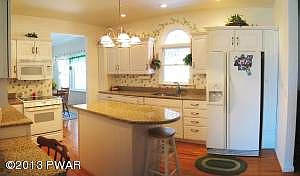 Kitchen2a-enh