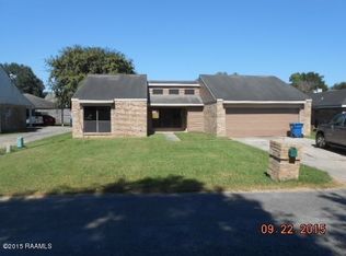 711 Canberra Rd, Lafayette, LA 70503