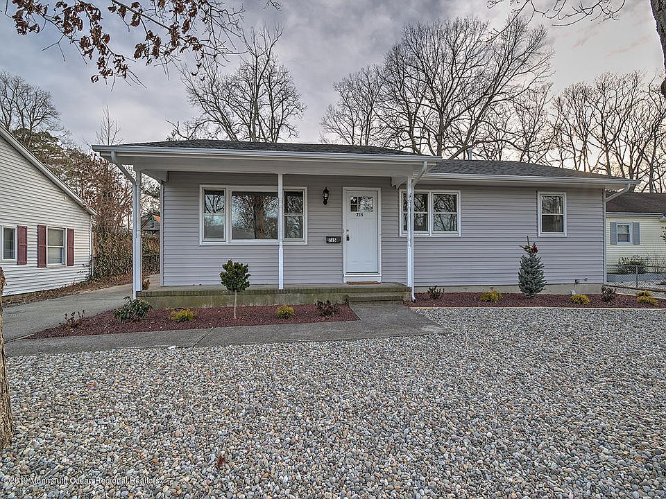 1st image of 715 Linden Ave