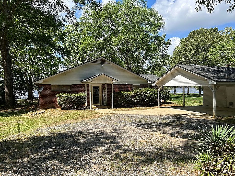 1st image of 1809 E Lake Dr