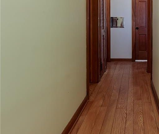 4th image of 5808 Wildrose Dr