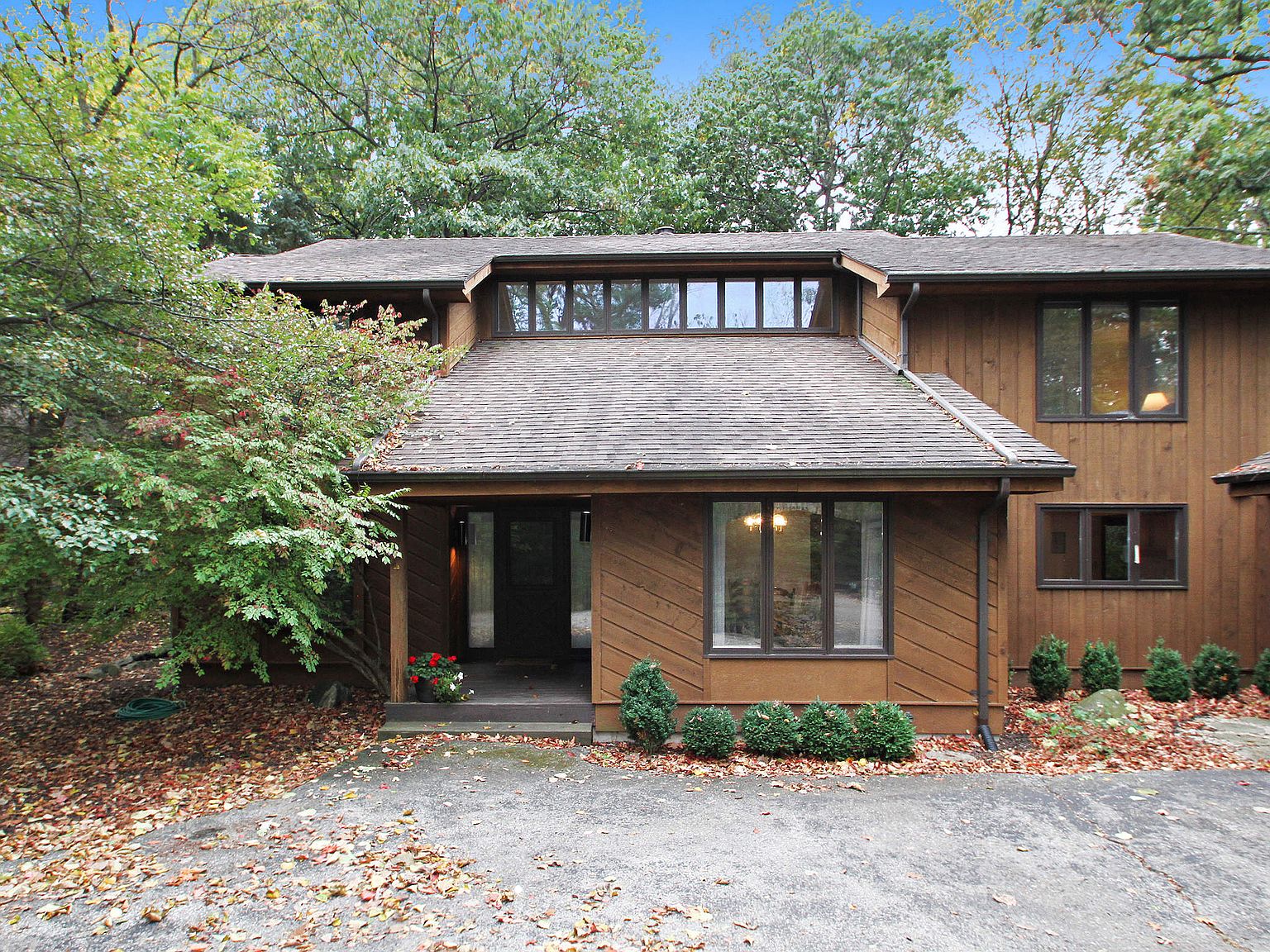 2 Abbey Springs Dr, Fontana, WI 53125 Zillow