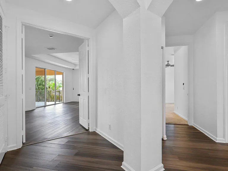 1831 Waldorf Dr — Photo 37