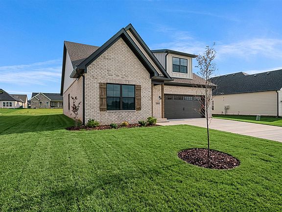 2nd image of 2658 Mendenhall Way