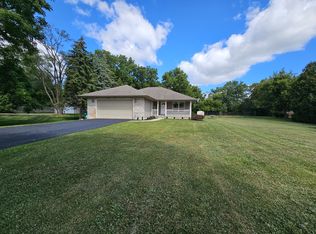 2614 33rd St, Zion, IL 60099