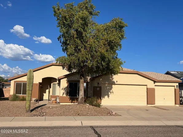 8326 N Birthstone Ln, Tucson, AZ 85741