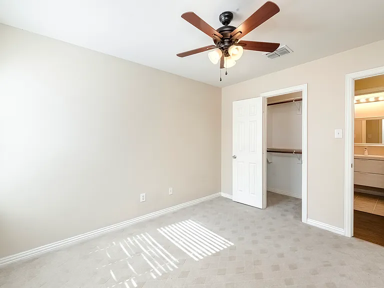 2716 Dawn Spring Dr — Photo 22