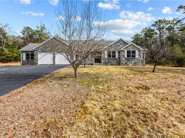 696 Victory Hwy, West Greenwich, RI 02817