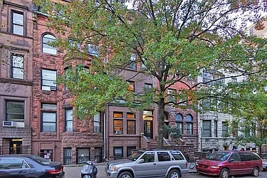 Rented by Living New York