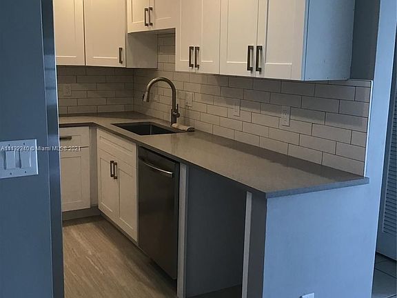 4th image of 2261 NE 67th St APT 1823