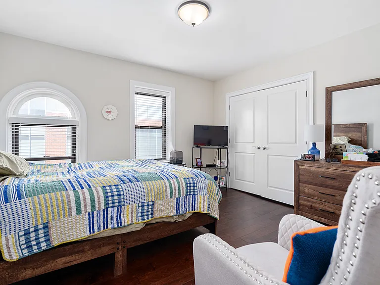510 Broadway St #4E — Photo 14