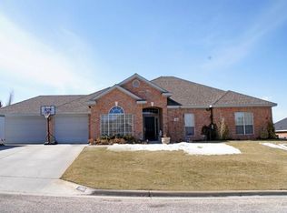 2105 Glenrosa Ln, Amarillo, TX 79124