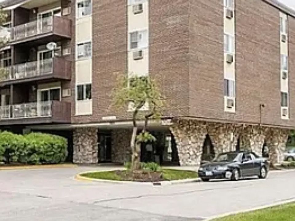 1st image of 1301 S Finley Rd APT 202