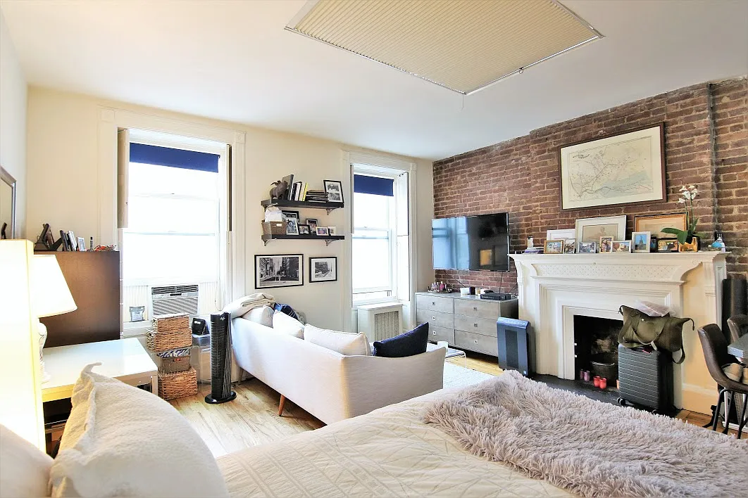 62 West 84th Street — Photo 3