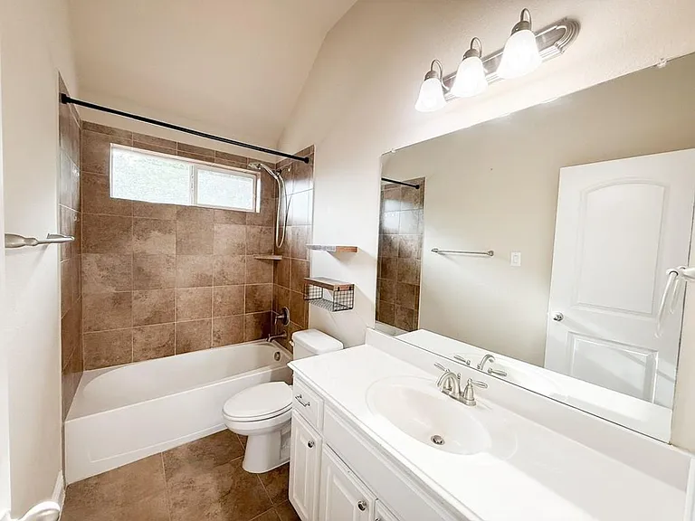7048 Fullerton Cir — Photo 27