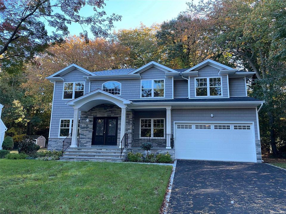 1st image of 8 Irving Drive
