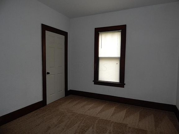 4th image of 15727 Main St