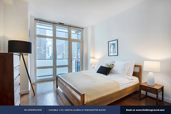 Rented by The Blueground | media 8