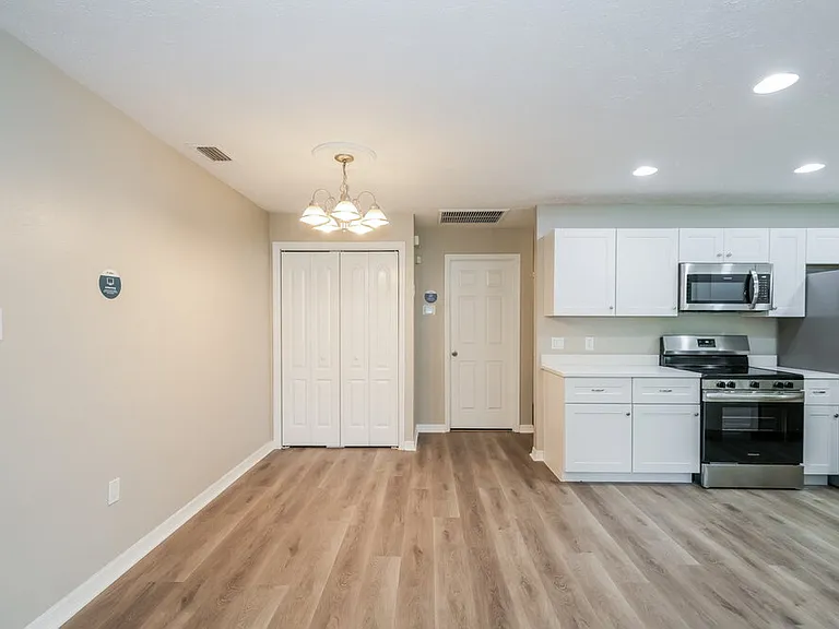 22853 Fern Ct — Photo 5