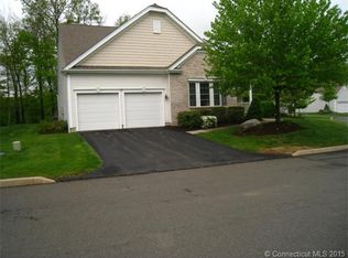 166 Country Club Dr, Oxford, CT 06478