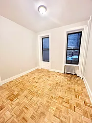 122 Macdougal Street