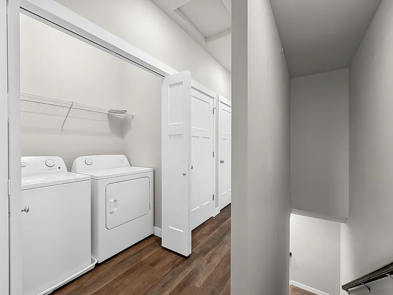 Sugar Creek Floor Plan- Washer/Dryer and Hallway