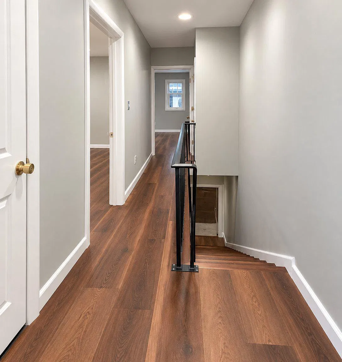 3 bed, 1.0 bath, 1024 sqft, $2,300 — Photo 4