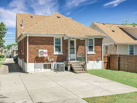 5th image of 834 Melford Ave