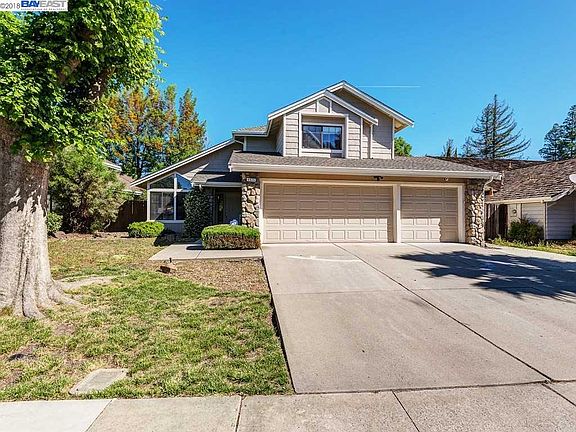 2nd image of 4925 Country Hills Dr