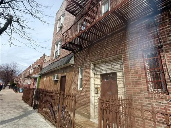 6524 17th Ave, Brooklyn, NY 11204