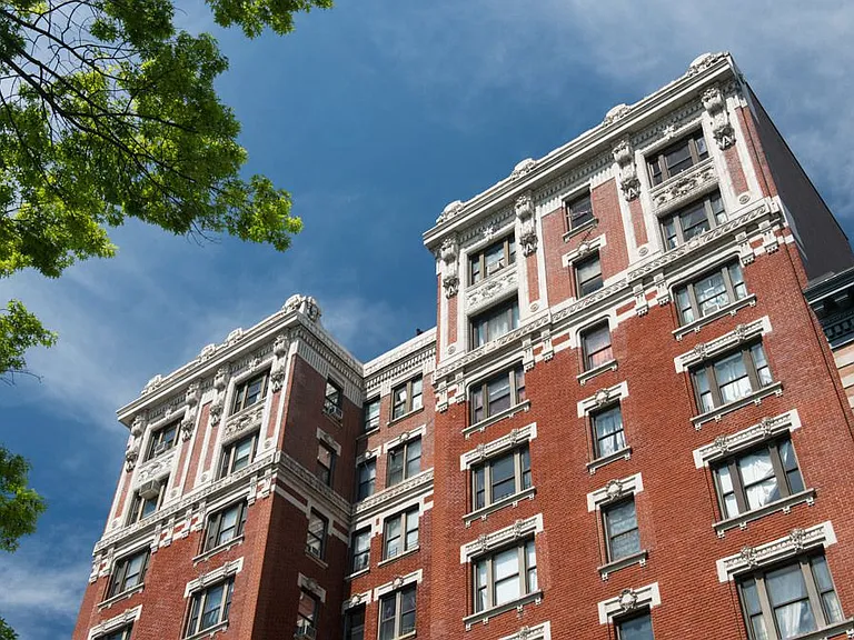 501 W 110th St #2G — Photo 16