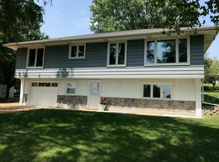 10650 Highway 7, Waconia, MN 55387