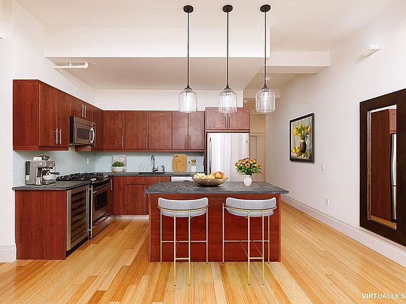 2nd image of 365 Bridge St APT 3M