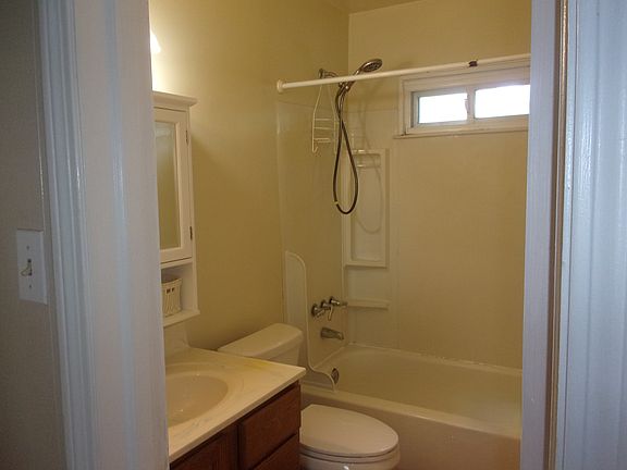 4th image of 1235 Anderson Rd