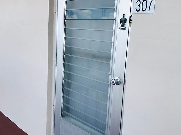 3rd image of 2724 N Garden Dr APT 307