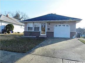 1st image of 7 Mount Katadin Dr