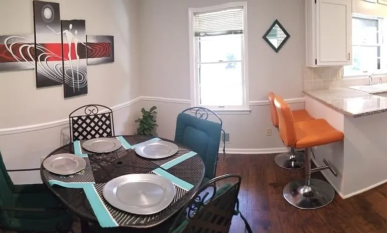 1601 Northwoods Dr — Photo 8